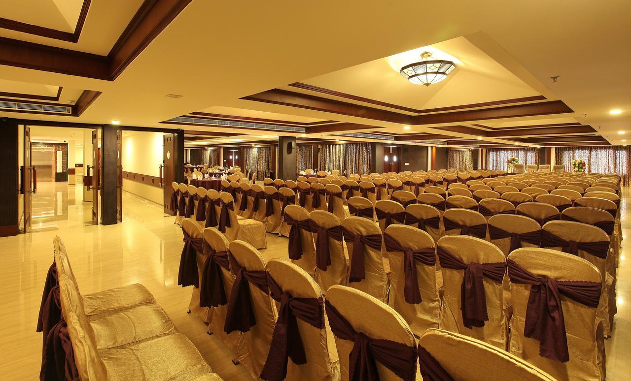 Lake Palace Trivandrum Vettutura Ngoại thất bức ảnh