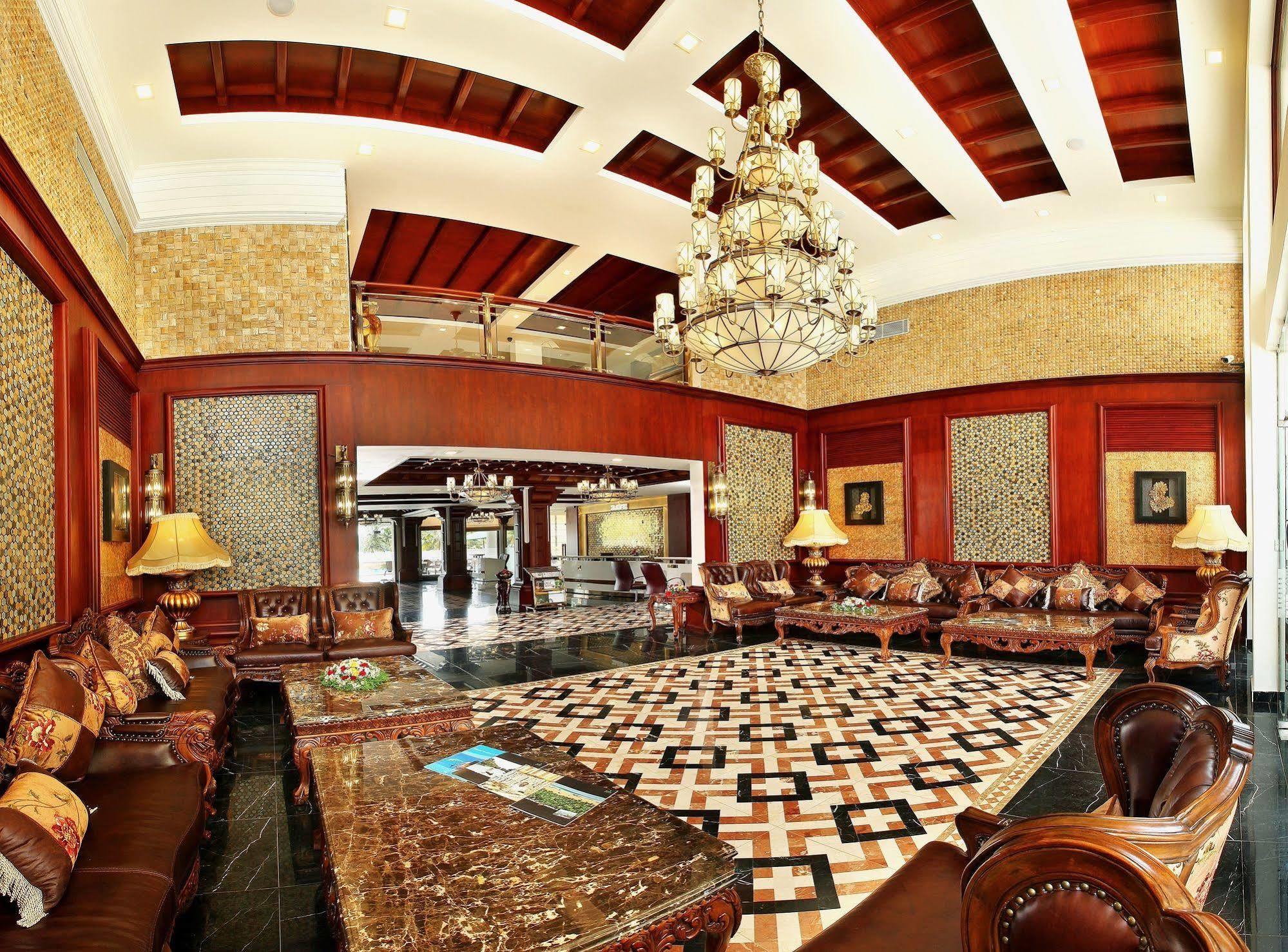 Lake Palace Trivandrum Vettutura Ngoại thất bức ảnh