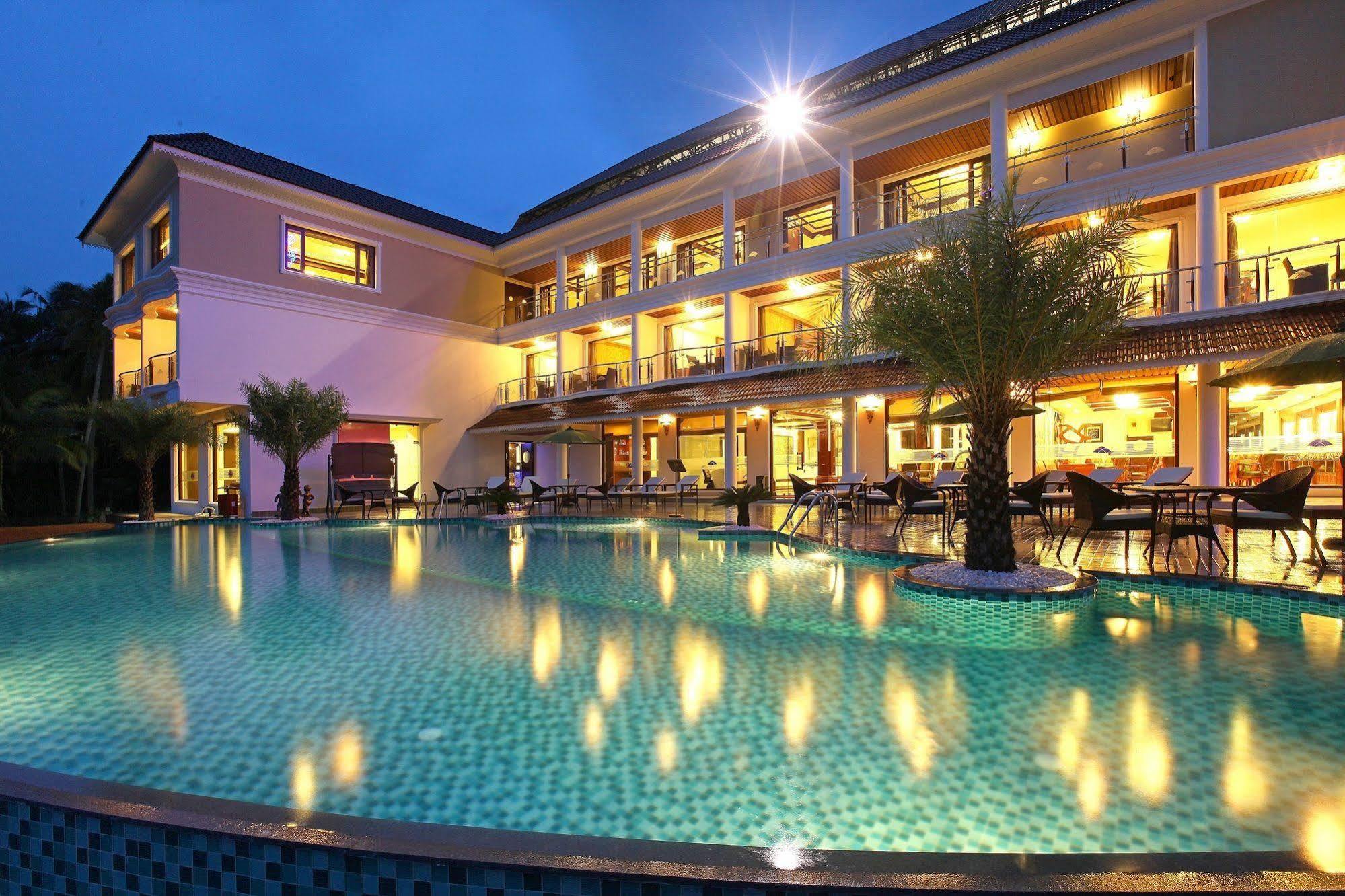 Lake Palace Trivandrum Vettutura Ngoại thất bức ảnh